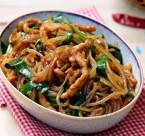 抗衰老|适合女性吃的三种美食，坚持经常吃，补血益气，抗衰老，祛皱养颜