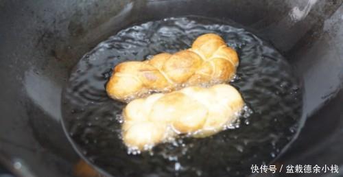 中筋面粉|中国特色小吃:麻花,我花1万块钱买来的配方,现在免费教给你
