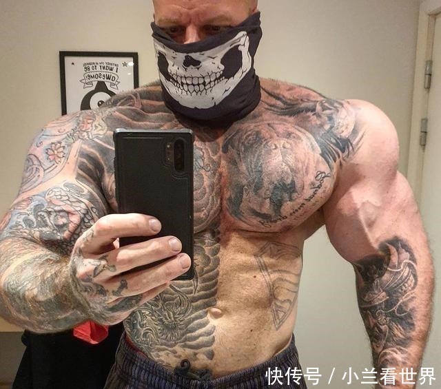 强壮|男子疯狂练肌肉,体重达到270斤,只为给妻子安全感