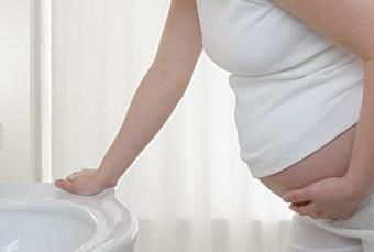 肚子|孕晚期准妈上厕所,若不注意四个细节,容易造成胎儿缺氧