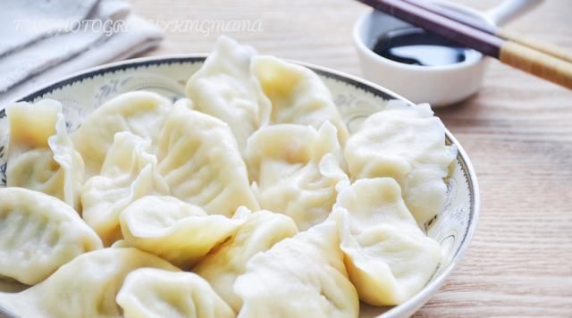 韭菜|入秋后,我家最爱吃这菜包的饺子,比韭菜鲜,比肉香,便宜又营养