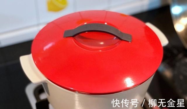 鸡油菌|食菌季｜瘦肉松茸汤！