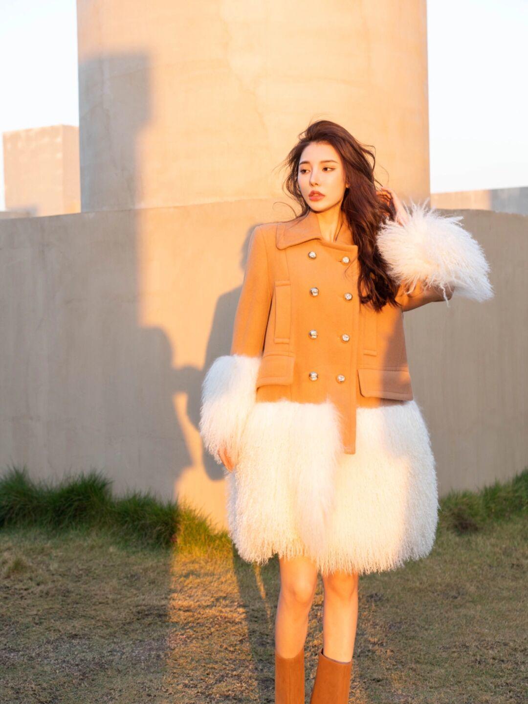 气质|气质女人冬天都爱穿这些“大衣”,保暖又温柔,这个冬季谁穿谁美