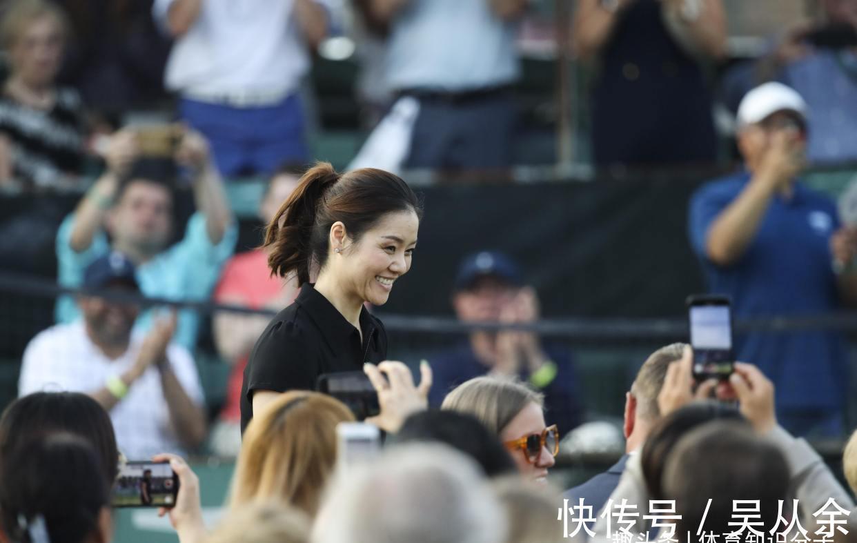 亚洲人|40岁李娜高调亮相!网坛巨星容貌靓丽似少女,大赚4.5亿却不休息