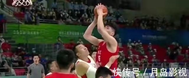 周琦|15投19分！吳前低迷，遼寧勝浙江挺進(jìn)決賽！艾倫31分周琦20分15板