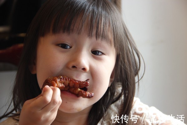 医生|孩子脾胃虚,不能吃肉医生提醒真正该忌口的,不少娃天天吃