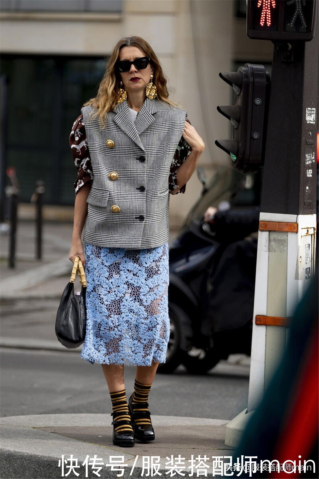 显瘦不挑人，春天的上班装，怎么能没有直筒裙