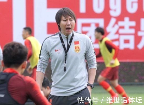 江苏苏宁|足协是否炒掉李铁?只要邀请便会执教,洋帅表态愿接手国足