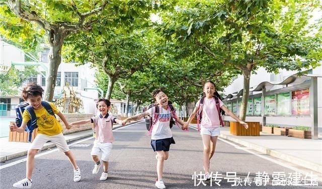 智力|孩子这四种行为，家长误以为是缺点，其实这是孩子聪明的表现！