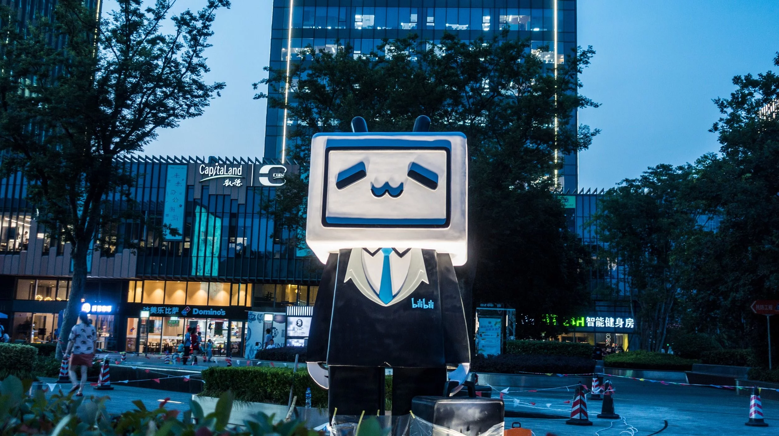 抖音网红“入侵”B站，史上最快爆火的“UP主们