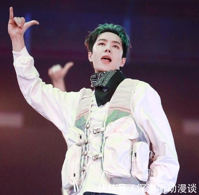 真人秀|王炸来袭,真人秀《这就是街舞》男神王一博swag挑眉杀