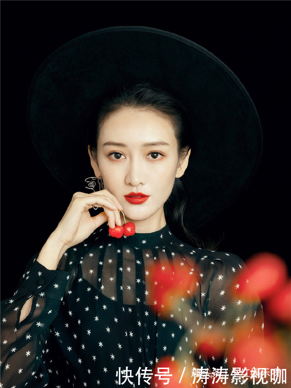 粘牙|难怪女星口红从不“粘牙”,看王鸥涂口红方式,原来女生都涂错了