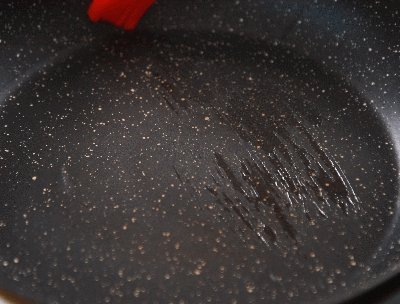 鸡翅|秘制鸡翅做法,香香辣辣上桌,1秒就能被抢光