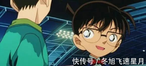 小兰|柯南常用三种方式来隐藏自己，其中一种还被灰原哀给模仿了