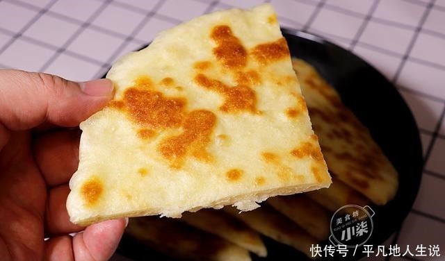 面团|面粉别炸油条了，试试这样做，柔软香酥，保证吃一次就念念不忘