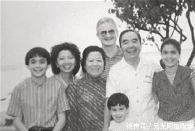 得知|1984年包玉刚回乡看《包氏家谱》得知:他是包拯的29代嫡孙