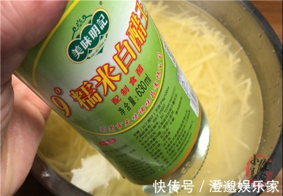 水冲|炒土豆丝时,先用水冲就错了!教你饭店大厨的诀窍,脆嫩不粘锅