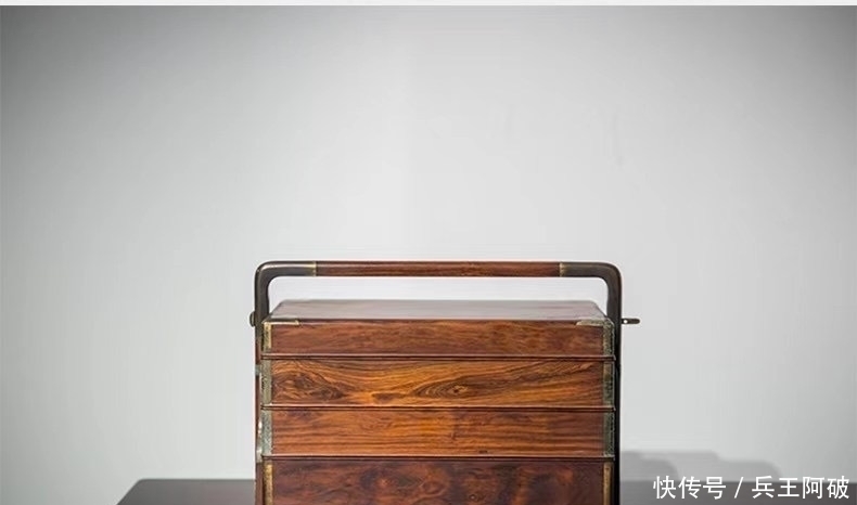 案头|文房案头收纳器,黄花梨铜包角,三撞提梁盒
