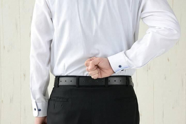 这个黑膏药专治腰间盘突出,爸爸用它,20多年的腰腿疼竟然好了