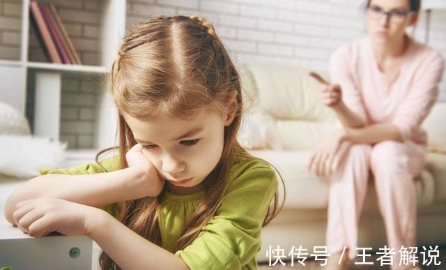 朋友圈|用小号加了女儿，从朋友圈看到“我恨她”，孩子过分自私有多可怕