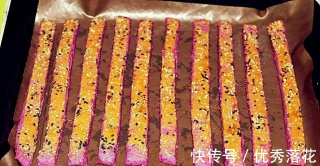 芝麻紫薯脆条，嘎嘣嘎嘣脆，想停也停不下来！