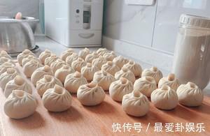 小笼包家里怎么做？送您快手版小笼包做法，简单美味，吃不够
