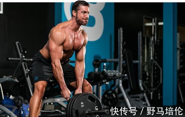 训练|那些“总是被忽视”的背部动作,实际上是你变强的秘技!