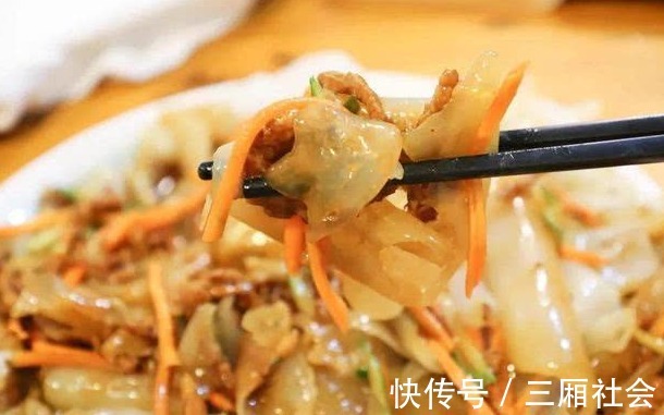 筷子最“难”夹的6道菜,国人都容易失败,老外基本不可能成功