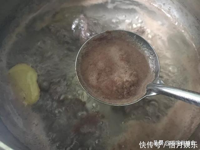 这个比白米饭营养高出好几个档!一口平底锅搞定娃喜欢的饭!