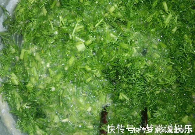 肥胖|湿气重吃这道菜,每日炒一盘轻松瘦身,软化血管,体重变2位数