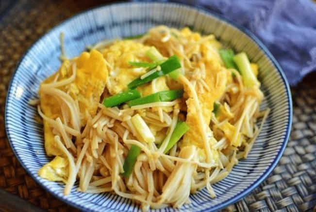 这菜被称作天然“补脑菜”,每天炒一盘,简单易学,脑瓜更聪明