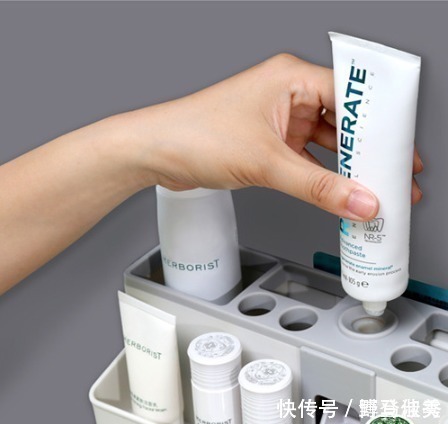 毛巾|去了舅舅家才发现,有钱人卫生间不装毛巾架,看看下图,太上档次