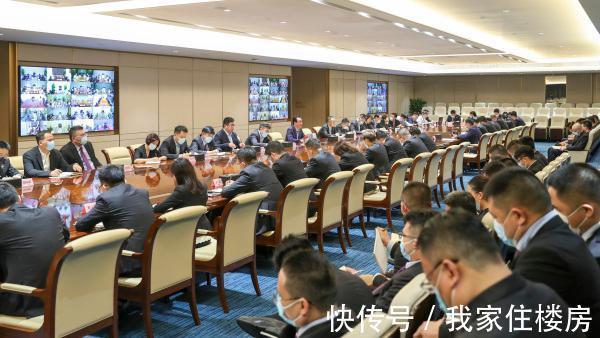 债务危机|央媒评论：看“恒大债务危机”如何演变！