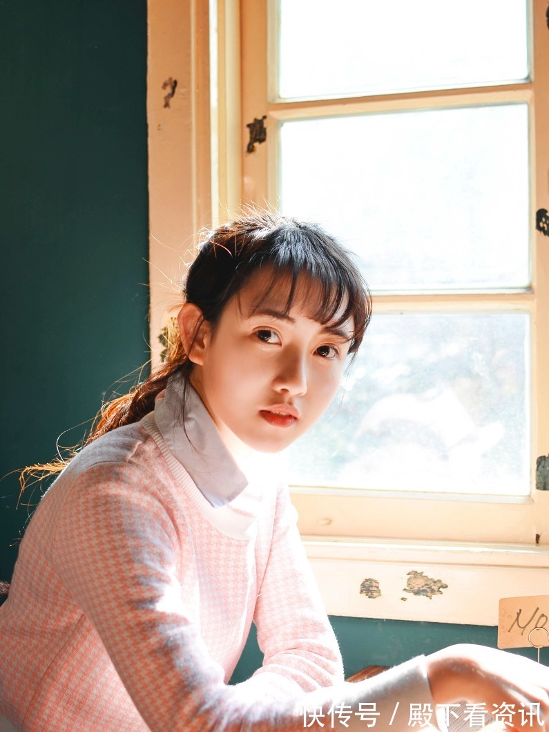 美女|清纯漂亮的长发美女