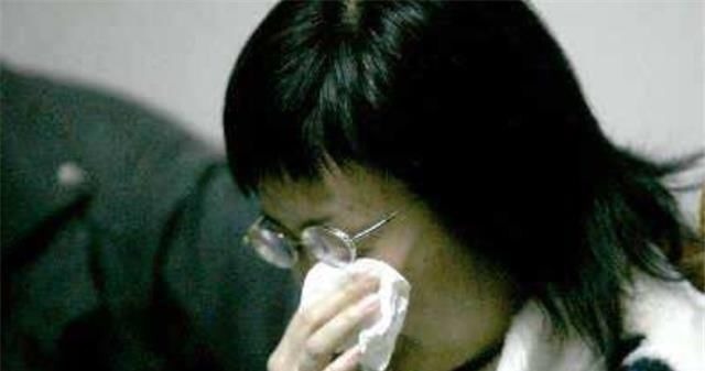 巴掌|7岁女童倒地猝死,死因每个家长都在犯,为了孩子请摒弃坏习惯