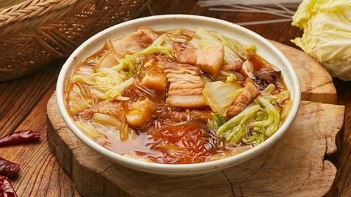  粉条|天冷了，白菜和它一起炖，营养极高，喷香下饭，一盘下肚全身暖