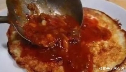 婆婆把鸡蛋这样做,老公和公公都抢着吃,大酒店里都吃不到!