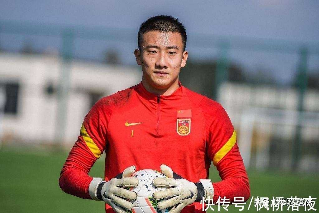 小门|中超新一代门神诞生!22岁小门面对中超豪门4神扑,进他的球太难