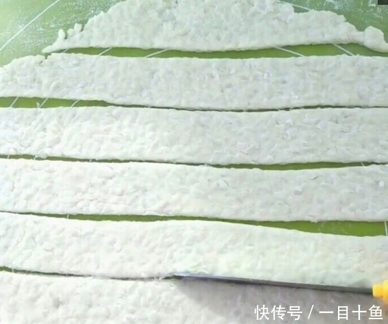 锅巴|剩米饭加上一种食材,就可以做成米饭锅巴了,嘎嘣脆!