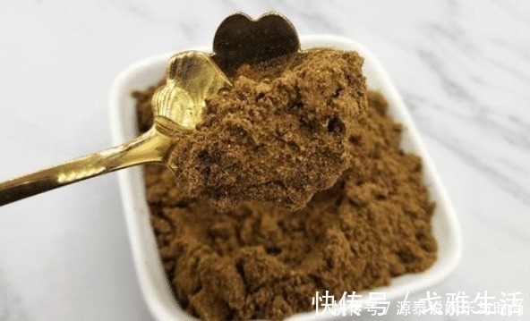 调韭菜鸡蛋馅时，最忌放这2种料，却有很多人爱放，难怪饺子不香