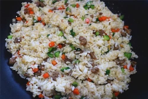 晚上蒸一锅,第二天的早餐就不愁了,大人省事,孩子爱吃