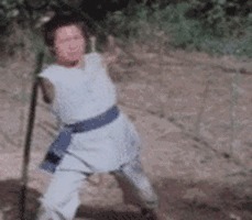 |搞笑GIF趣图:听说猪肉特别贵,给老丈人送点肉吃!