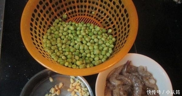 不管有钱没钱,女人要隔三差五吃“天然玻尿酸”,皮肤水嫩显年轻