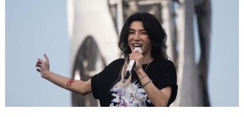 38份炒飯，55份燒烤，唱歌現(xiàn)場(chǎng)如練？被群嘲的華晨宇怎么了