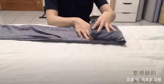 衣柜|折好衣服，是收纳第一步!小姐姐手把手靠这招，教你衣柜再放50件