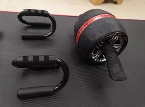 肌群|想要练出强悍的核心力量,不要错过了健腹轮,同时刺激全身肌肉