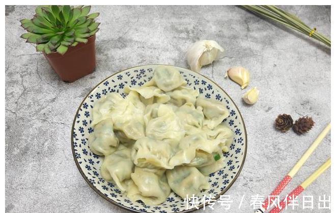 纤维素|这种蔬菜被称为“洗肠草”,纤维素比芹菜还高,用来包饺子超好吃