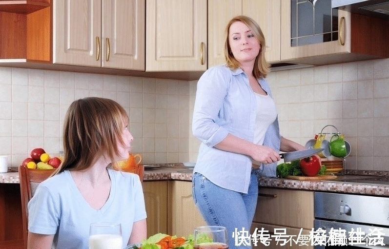 孩子们|孩子不想吃饭,只要用对方法,父母就省事很多。