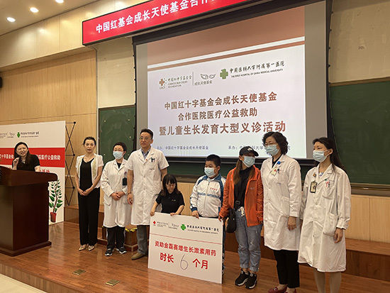 长高|儿童身材矮小早发现早治疗 “等一等”要不得