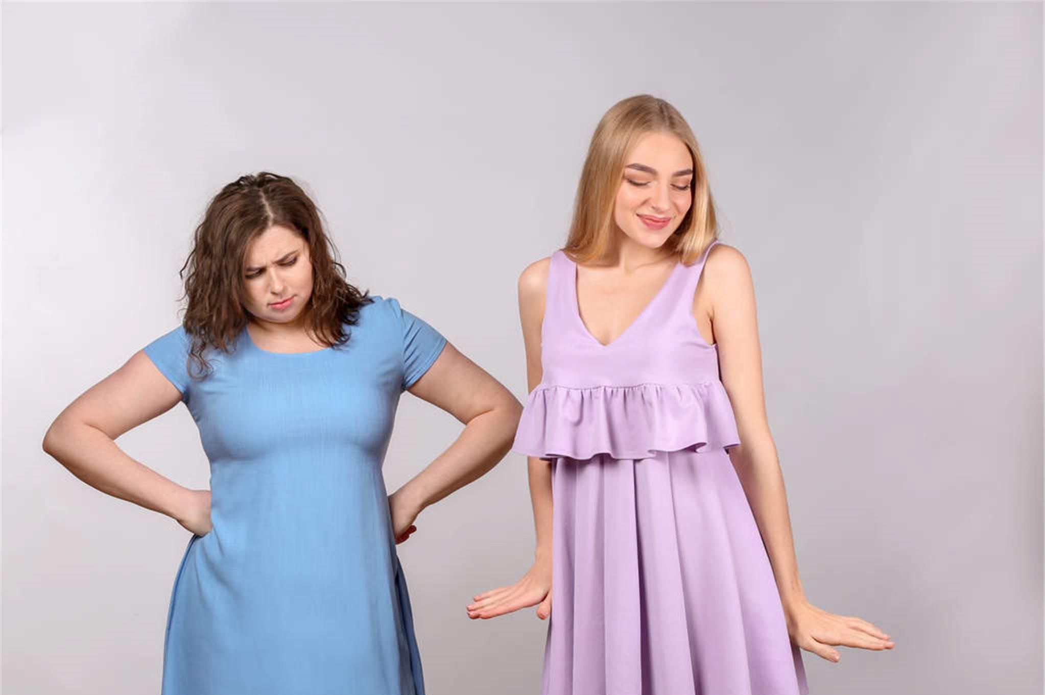 表现|女人黄体酮不足,身体一般会有5种表现常吃4物,有助补充雌激素